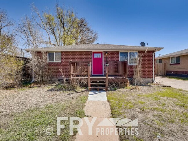1990 S Dexter St in Denver, CO - Building Photo - Building Photo