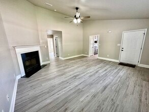 8022 Brookside Ln in Daphne, AL - Building Photo - Building Photo