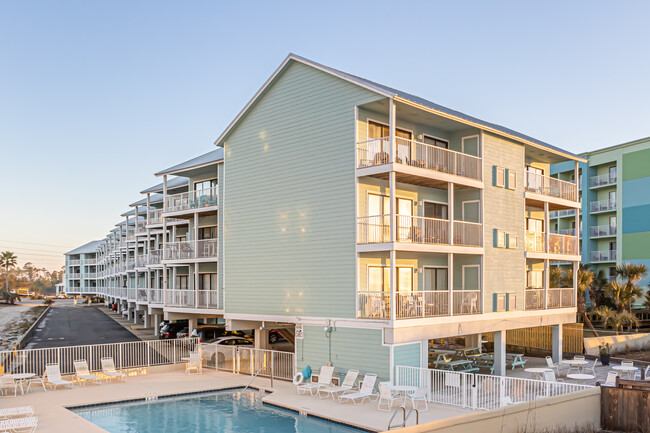 Romar Beach Condominiums in Orange Beach, AL - Foto de edificio - Building Photo