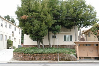 1149 El Camino Real in Burlingame, CA - Foto de edificio - Building Photo