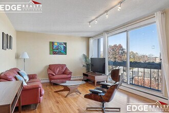 21 Inman St in Cambridge, MA - Building Photo - Building Photo