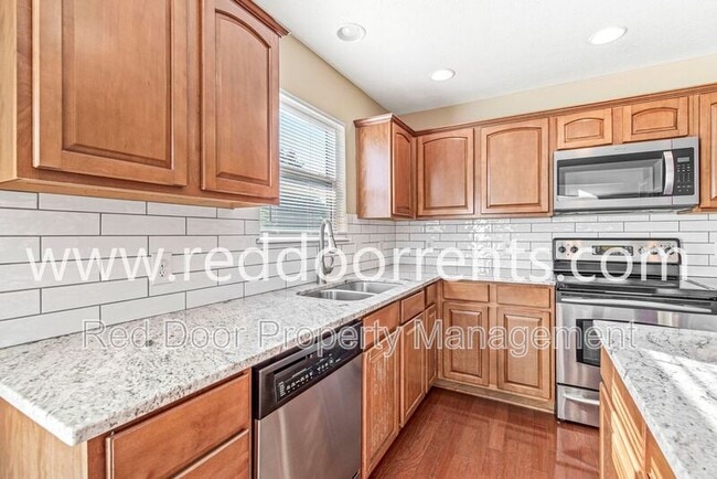 3957 Rowlett Pl in Westfield, IN - Foto de edificio - Building Photo