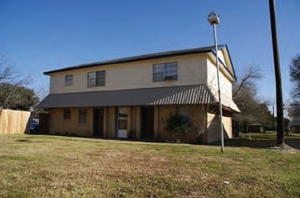 Briargrove Apartments in Bryan, TX - Building Photo - Building Photo