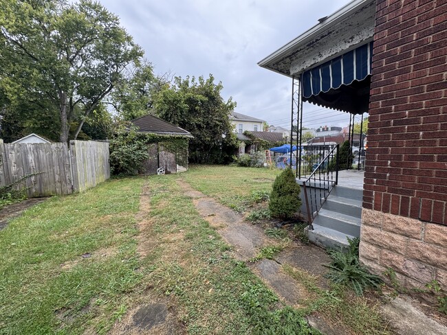 459 N Main St in Washington, PA - Building Photo - Building Photo