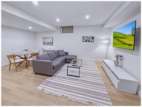 4950 Terra Bella Dr in Lasalle, ON - Building Photo - Building Photo