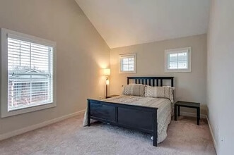 1008 Treaty Oaks Dr in Nashville, TN - Foto de edificio - Building Photo