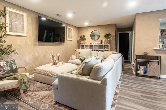 property at 1188 Windemere Ct