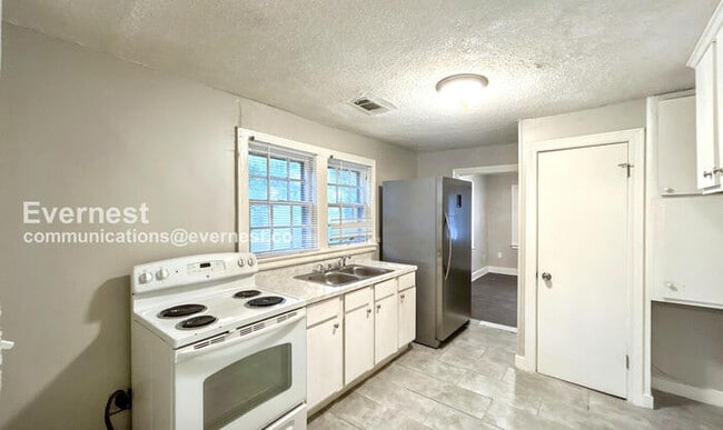 761 Whitney Ave in Memphis, TN - Building Photo - Building Photo