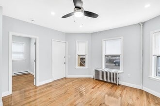 19 Farrington St in Brockton, MA - Building Photo - Building Photo