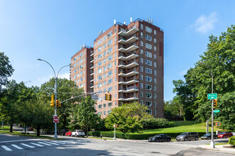 River House in Riverdale, NY - Building Photo - Primary Photo