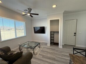 8500 Rocky Ave in Las Vegas, NV - Building Photo - Building Photo