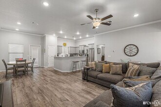 306 Driftwood Dr in Wichita Falls, TX - Building Photo - Building Photo