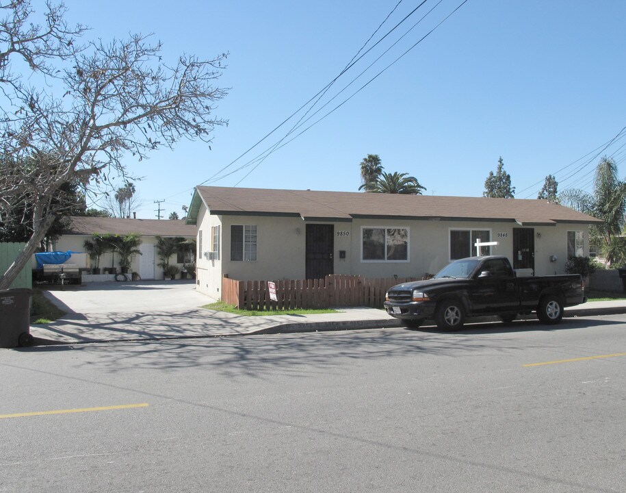 9848 Rio Hondo Pky in El Monte, CA - Building Photo