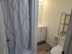 3039 SE Dune Ave, Unit Apartment in Lincoln City, OR - Foto de edificio - Building Photo