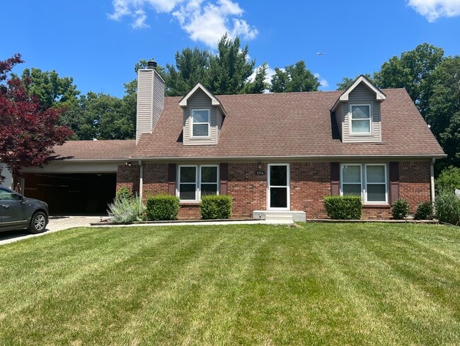 3714 Creekwood Dr in Greenwood, IN - Building Photo - Building Photo