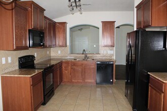 9916 Orion Dr in Temple, TX - Building Photo - Building Photo