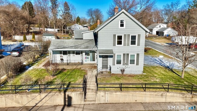 property at 186 W Washington St