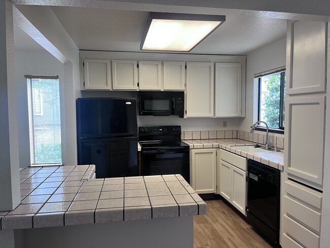 578 Spinnaker Ct in Santa Cruz, CA - Building Photo - Building Photo
