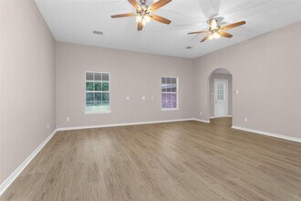 13247 Cedar Ln in Willis, TX - Building Photo - Building Photo