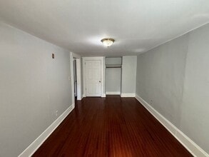 59 Main St, Unit 2 in Stoneham, MA - Building Photo - Building Photo