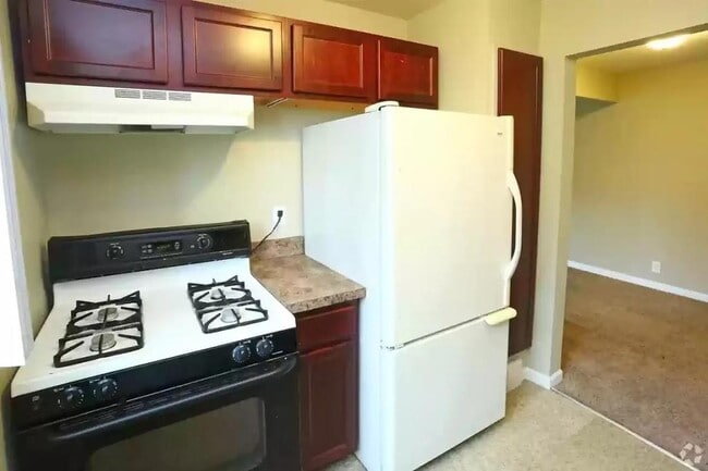 14085 Riverview St in Detroit, MI - Building Photo - Building Photo