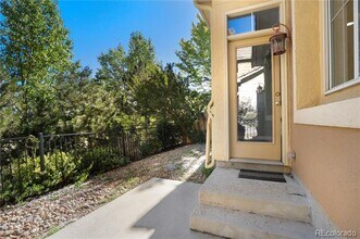 10096 Bluffmont Ln in Lone Tree, CO - Foto de edificio - Building Photo