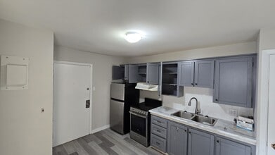 31 McKenzie Ave in Moncton, NB - Building Photo - Building Photo