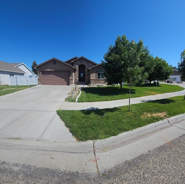 property at 2664 Clarence Pl