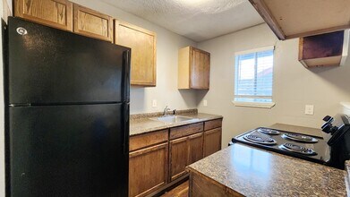 2606 Ektom Dr-Unit -2 in Austin, TX - Building Photo - Building Photo