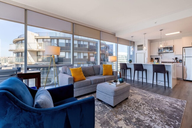 405 Atlantic St in Stamford, CT - Building Photo - Building Photo