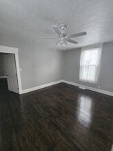 307 Louis Coleman Jr Drive in Louisville, KY - Building Photo - Building Photo