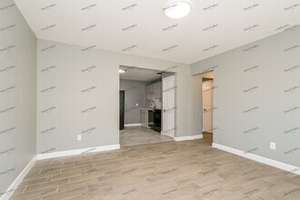 12036 Krenning Ln in St. Louis, MO - Building Photo - Building Photo