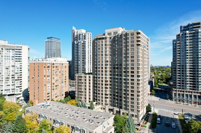 The Royal Arms in Toronto, ON - Building Photo - Building Photo