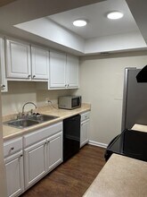 8207 Sawyer Brown Rd-Unit -Apt D8 in Nashville, TN - Building Photo - Building Photo