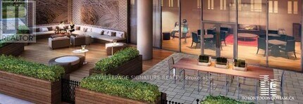 60 Berwick Ave in Toronto, ON - Building Photo - Building Photo