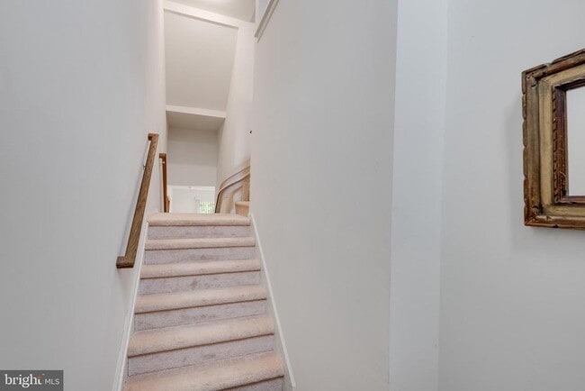 49 Creekside Wy in Burlington, NJ - Building Photo - Building Photo