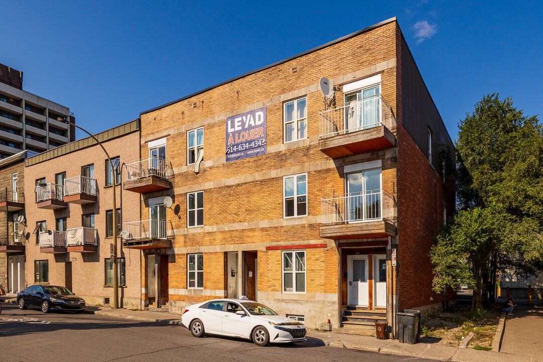 1439-1449 Dorion Rue in Montréal, QC - Building Photo