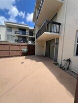 8307 SW 142nd Ave in Miami, FL - Building Photo