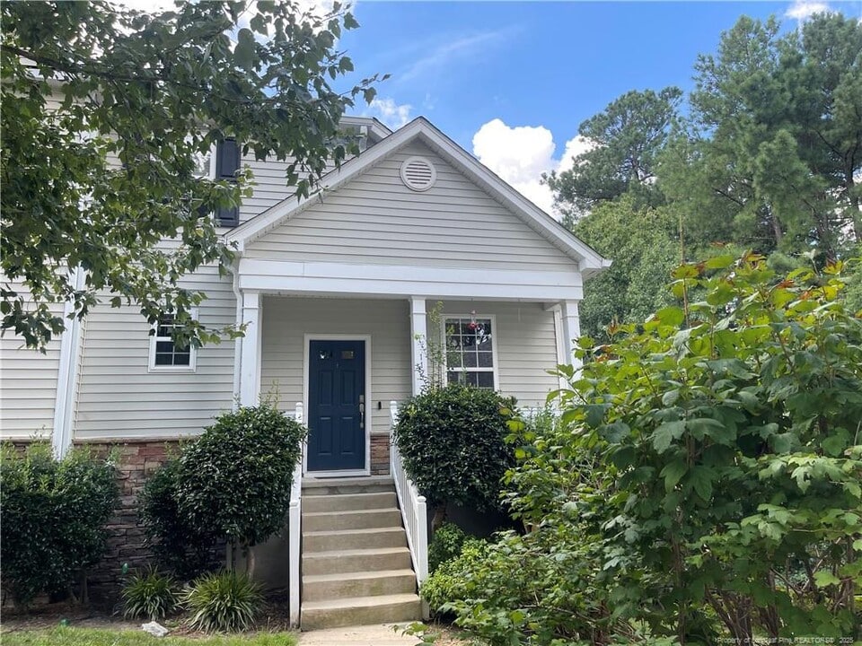 112 Summit Oaks Ln in Holly Springs, NC - Building Photo