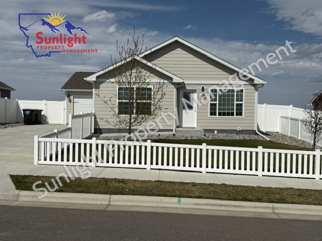 903 Presidio Ln in Billings, MT - Foto de edificio - Building Photo