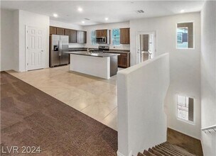664 Anemone Ln in Henderson, NV - Building Photo - Building Photo