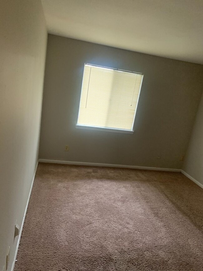 property at 220 Orchard Trace Ln