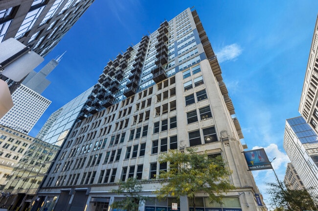 property at 565 W Quincy St