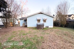 1226 Oakwood St in Birmingham, AL - Building Photo