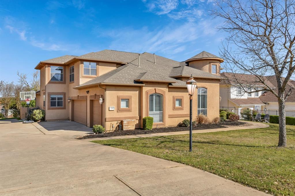 126 Whitley Dr in Lakeway, TX - Building Photo