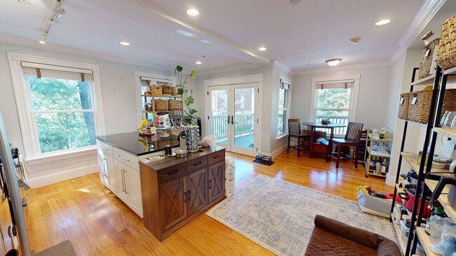 31 Walden St, Unit #2