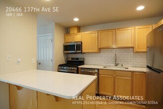 20466 137th Ave SE in Kent, WA - Building Photo - Building Photo