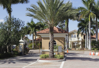 Mirabella Villas in Boynton Beach, FL - Building Photo - Building Photo