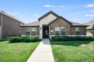 8227 Caribou Dr in Frisco, TX - Building Photo