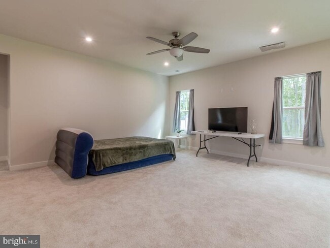 property at 35340 Gennaker Ln